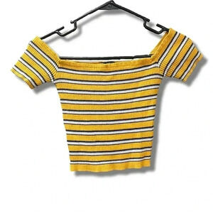 🌟 Ambience Apparel size M 🌟